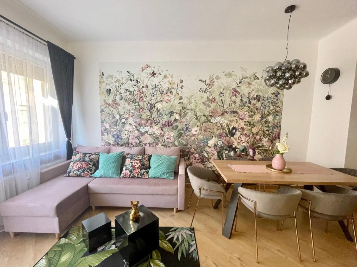 Brand New Apartment #Hollan#3Bedr#2Bathr#Freeparking بودابست المظهر الخارجي الصورة